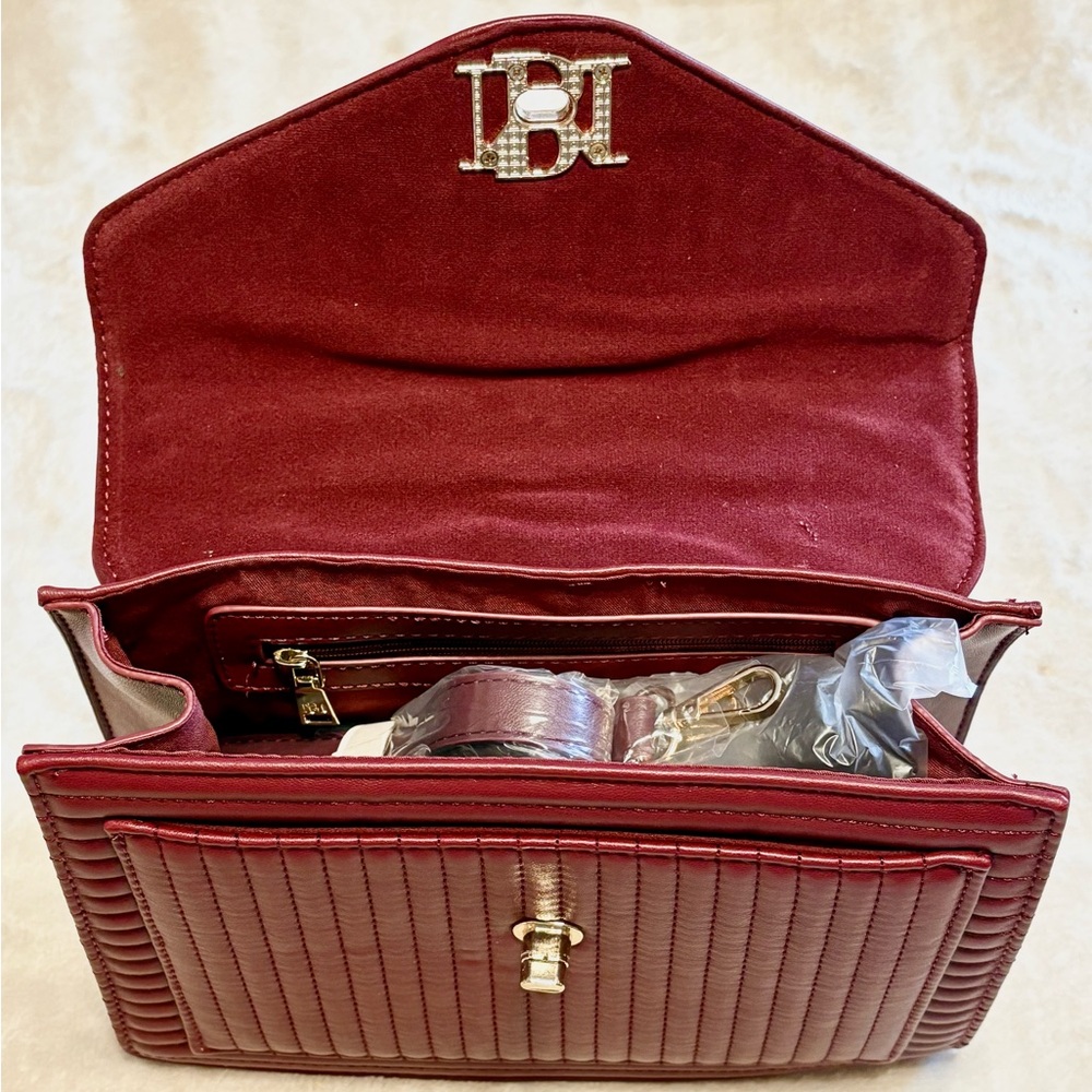 COPY: Badgley Mischka Red Quilted Handbag with Crossbody Strap and Gold Hardware - Picture 5 of 13